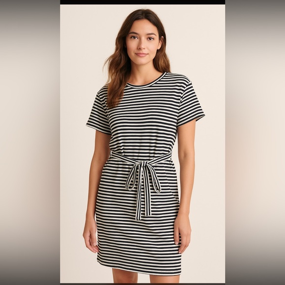 Lucky Brand Dresses & Skirts - Lucky Brand Black White Striped Tie Waist Dress Women’s Small 100% Cotton Casual